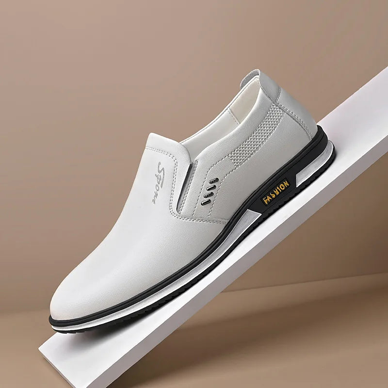 New Leisure Shoes Men's Fashion Leather Shoes Wholesale