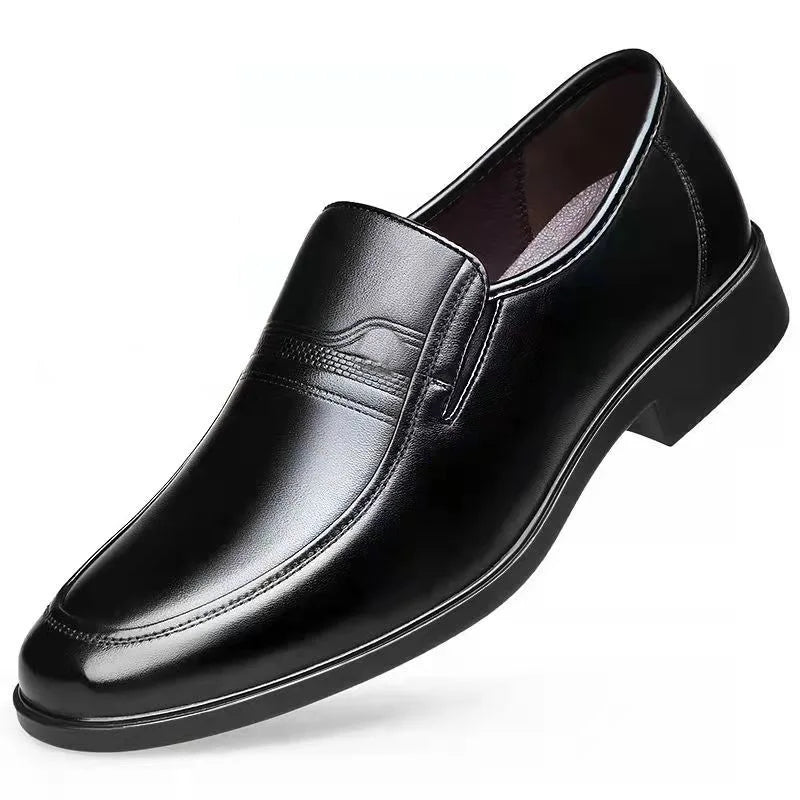 New Leisure Shoes Men's Fashion Leather Shoes Wholesale