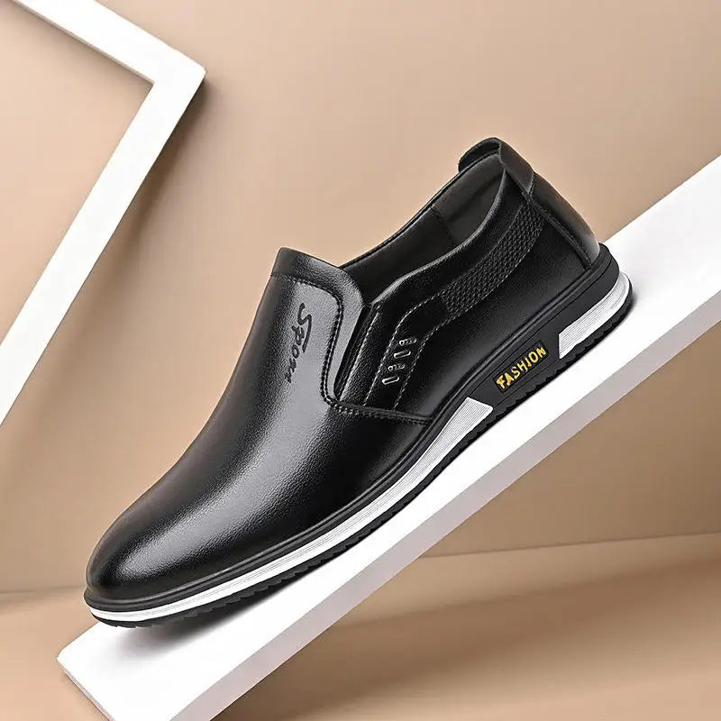 New Leisure Shoes Men's Fashion Leather Shoes Wholesale