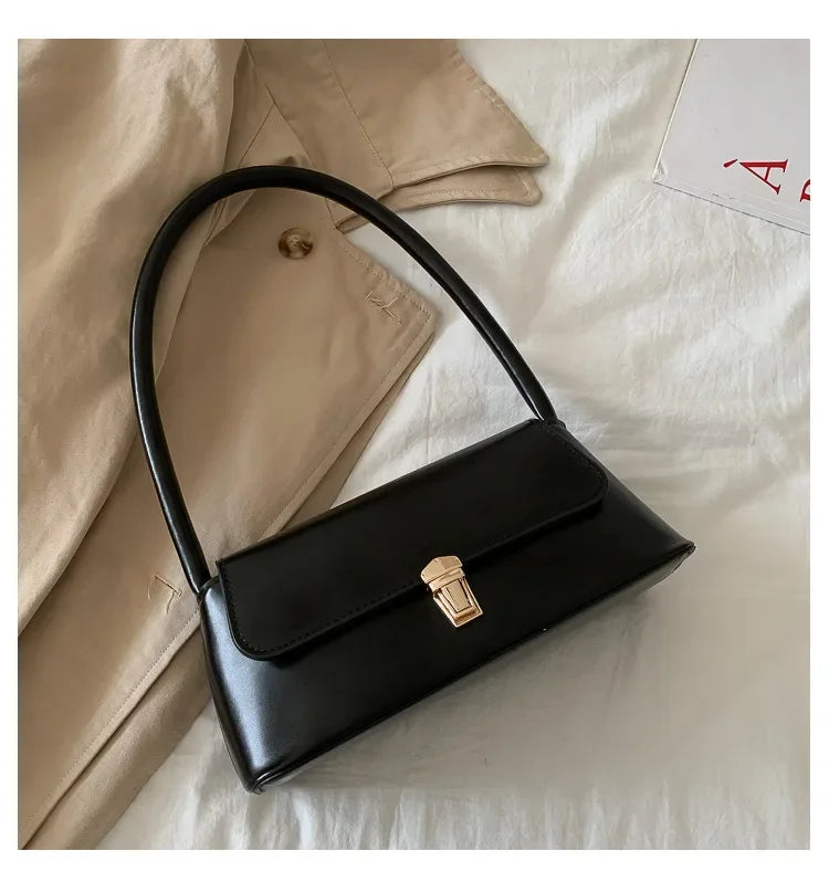 Fashion Retro Women's Shoulder Bag Simple Solid Colour Handbag Vintage Underarm Bag.