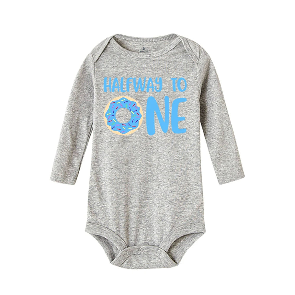 Halber Weg zu einem Geburtstag Baby Bodysuit Langarm Mädchen und Jungen Stram pler Baby Party Overall Kleidung