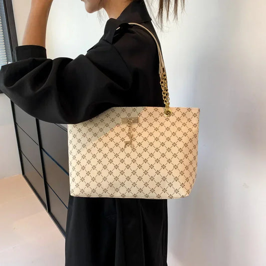 Summer High Quality PU Leather Fashion Large-capacity Shoulder Armpit Women's Bag Work Student Travel Female Retro Handbag Tote.