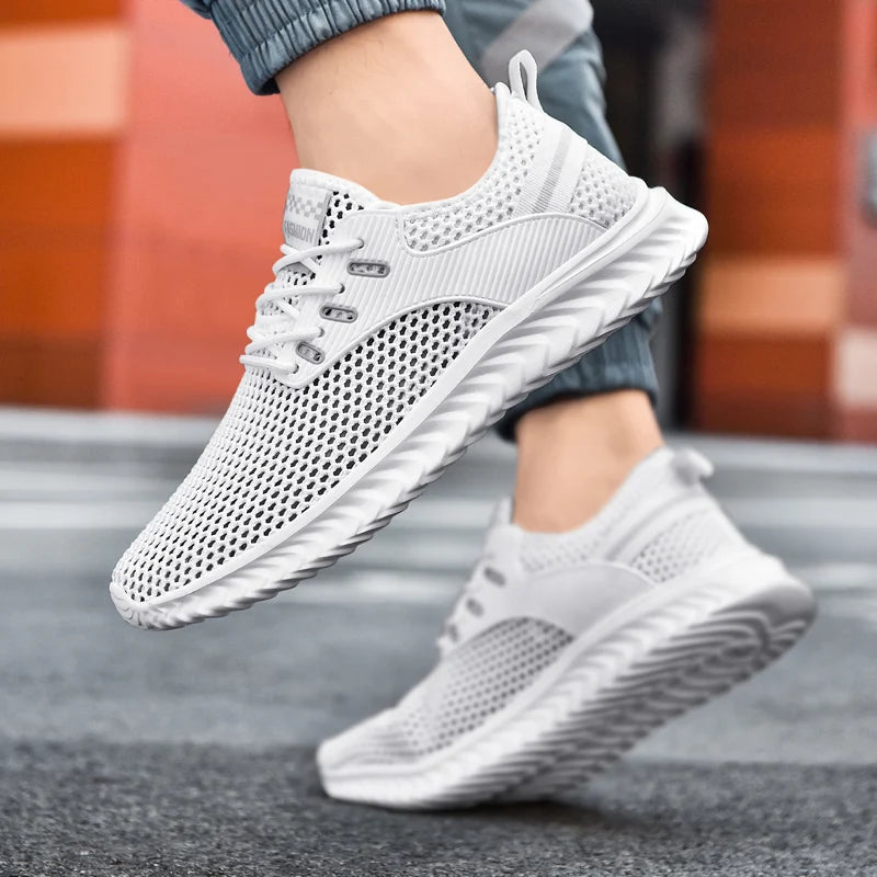Sommer Herren Sneakers atmungsaktive und leichte Herren Casual Tennis Sneakers Hollow Mesh Herren Laufschuhe Tenis Masculino