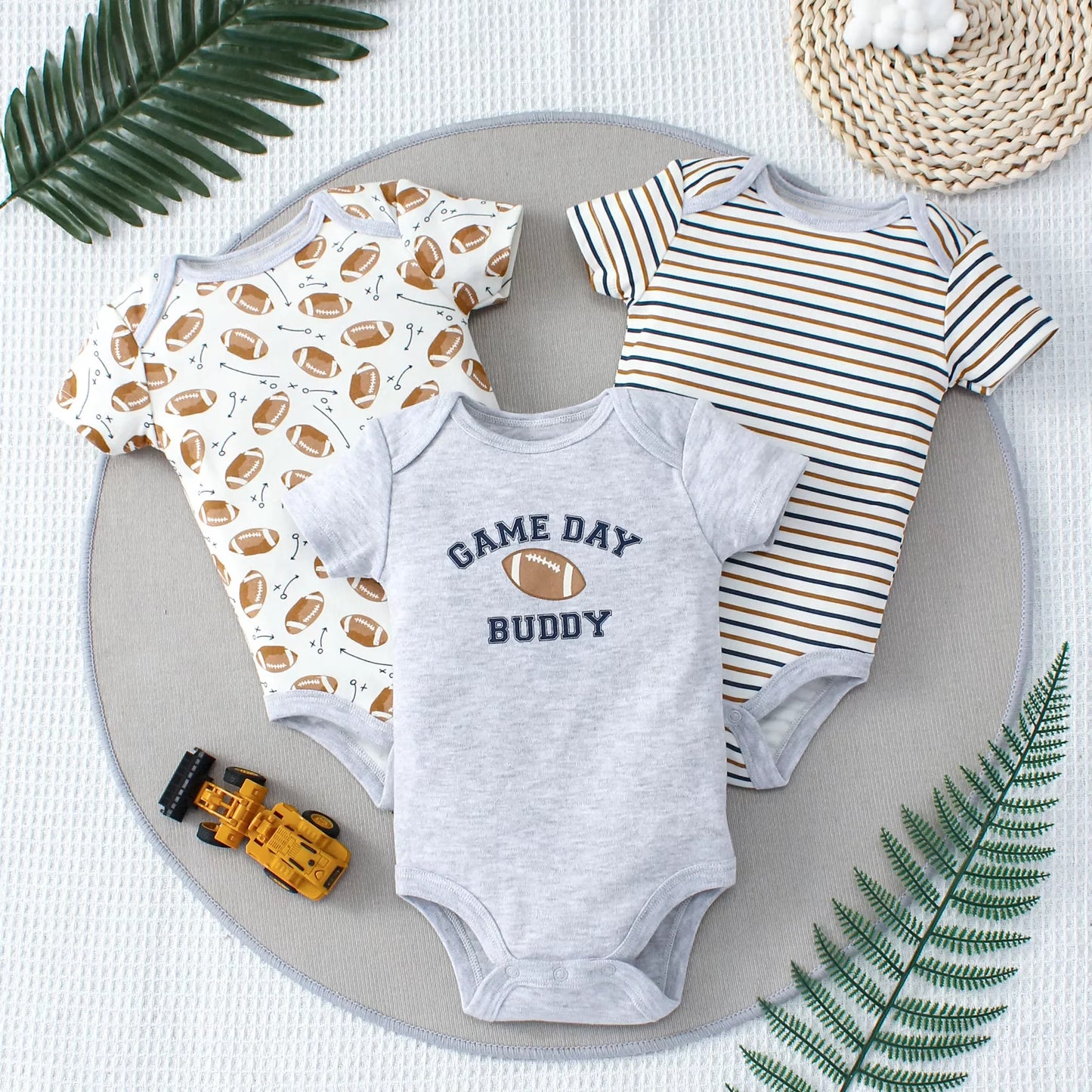 3-teiliges Sommer-Baby-Body, dreiteiliges Set mit Cartoon-Dinosaurier-Muster und Streifenmuster, Knopf-Design für Jungen im Alter von 0–9 Monaten