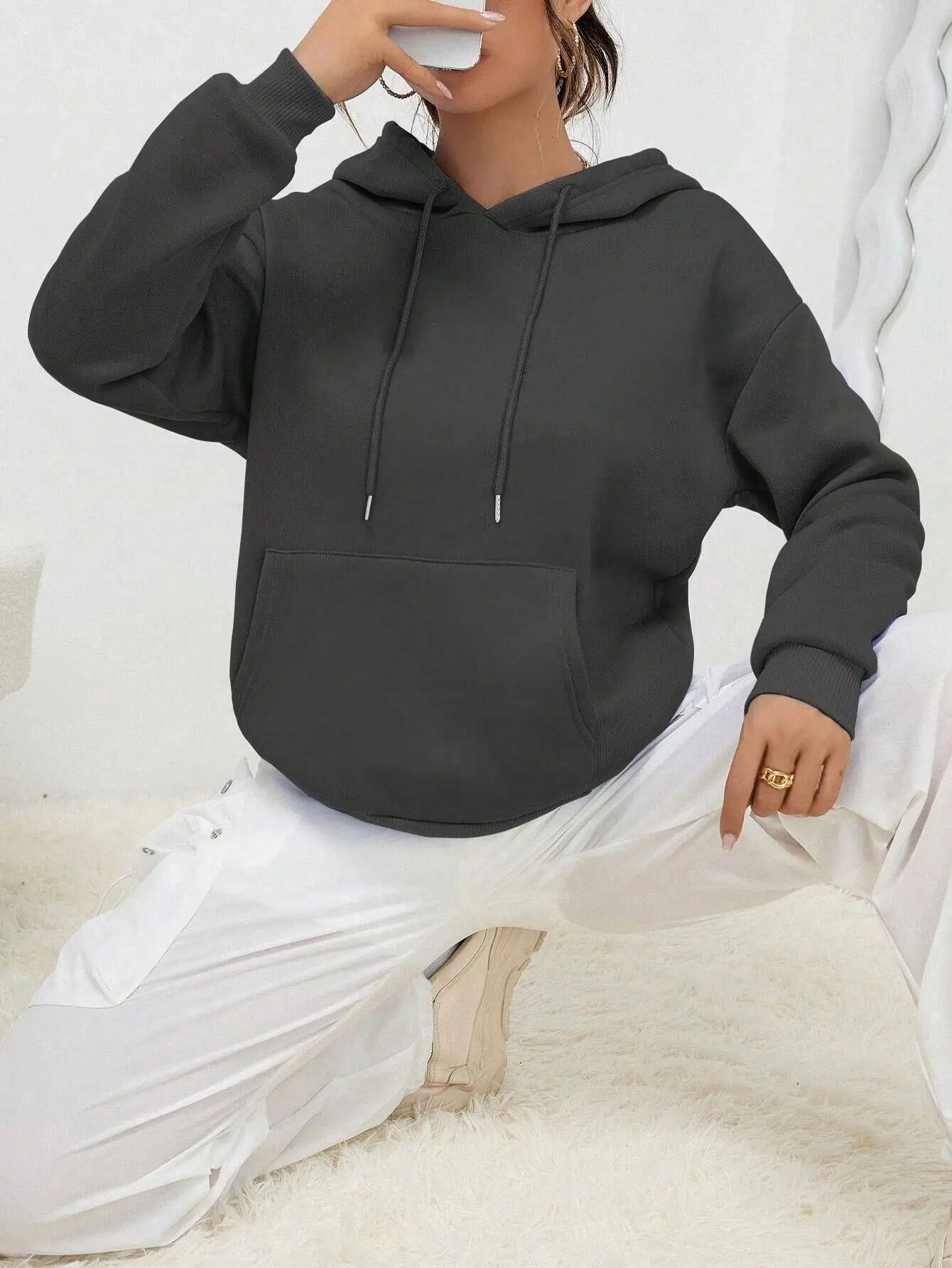 Einfarbiger Hoody für weibliche Herbst modische Kleidung lässige Fleece Tasche Hoodies mehrfarbige Unisex Frauen Streetwear
