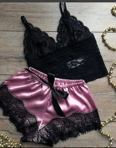 Sommer 2Pcs frauen Neue Sexy Spitze Sehen-Durch Pyjamas Schwarz Rosa Nette Kleidung Atmungsaktivem Hosenträger Shorts set