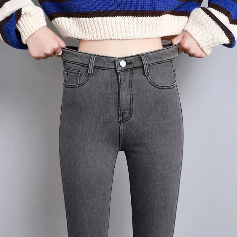 Frauen Thermische Dünne Jeans Mom Winter Warme Plüsch Stretch Jeans Dame Fleece Schnee Denim Hosen Student Bleistift Gerade Bein Hosen