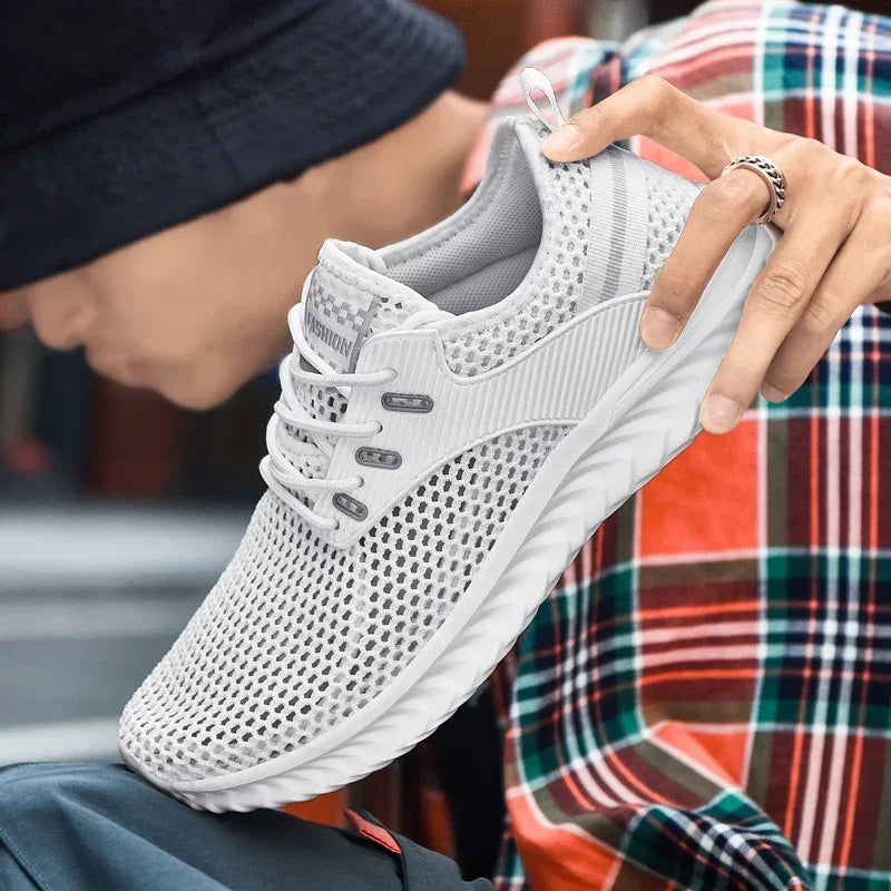 Sommer Herren Sneakers atmungsaktive und leichte Herren Casual Tennis Sneakers Hollow Mesh Herren Laufschuhe Tenis Masculino