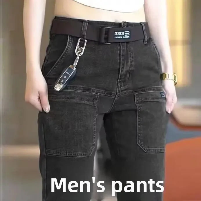 Elastische Herrenjeans, lässig, lockere Passform, mehrere Taschen, sechs Taschen, vielseitig, stilvoll, trendig, lockere Hose, männliches Modell