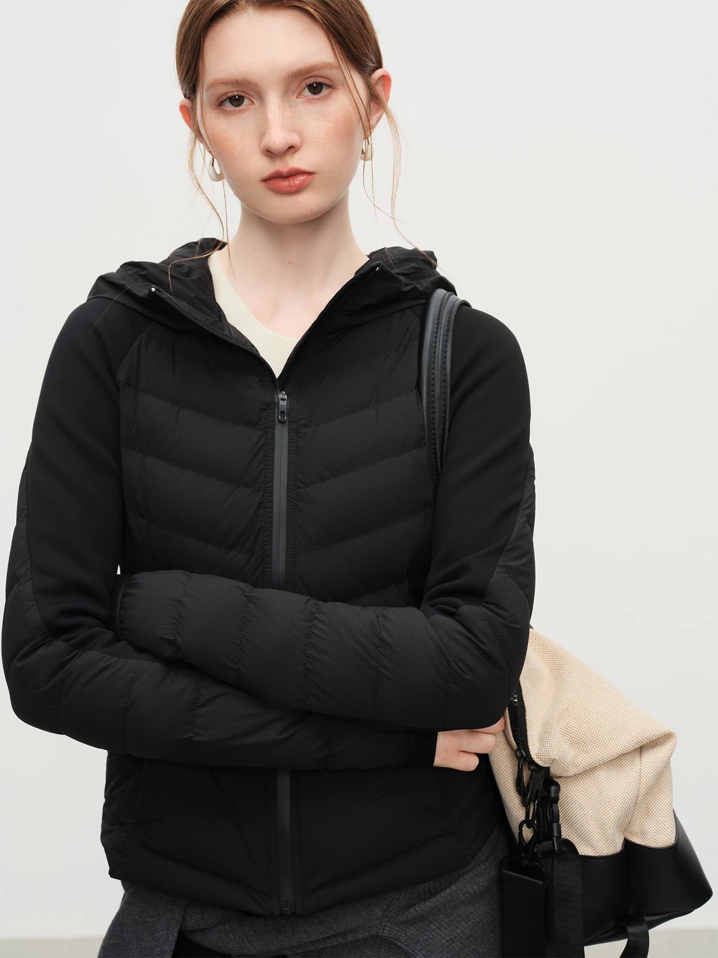 FSLE Patchwork Leichte Stretch-Strick-Kapuzenjacke 2025, Winter, Neuankömmling, schwarze kurze Daunenmäntel