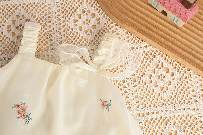 2024 Baby Mädchen Sommer Kleidung Schöne Blumen Hosenträger Body mit Hut Neugeborenen Prinzessin Kleid Infant Outdoor Ein Stück