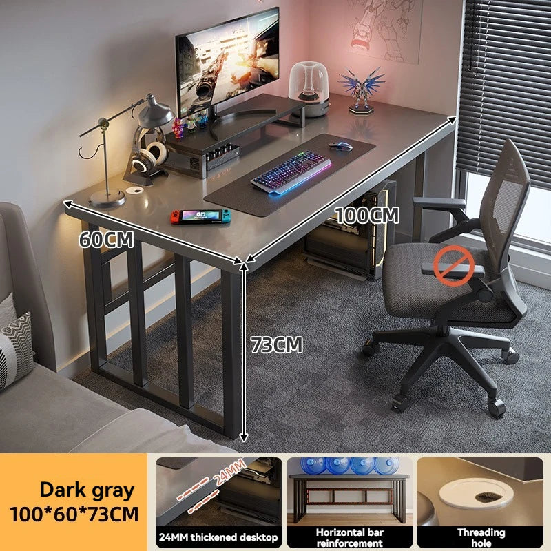 Computertisch, Desktop, Schlafzimmer zu Hause, Schülerlernen, Schreiben, Internet-Netzwerk, roter E-Sport-Schreibtisch, Miethaus, einfaches Büro