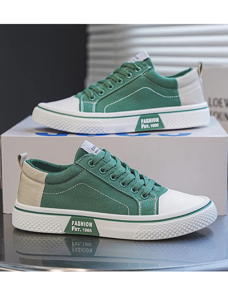 Atmungsaktive Herren-Skateschuhe aus Segeltuch mit weicher Sohle, lässige Turnschuhe, trendige, vielseitige, leichte, rutschfeste Slip-On-Sportschuhe, Größe 37–48