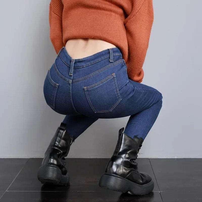 Frauen Thermische Dünne Jeans Mom Winter Warme Plüsch Stretch Jeans Dame Fleece Schnee Denim Hosen Student Bleistift Gerade Bein Hosen