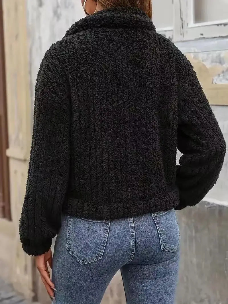 VigoCasey 2025, Herbst Winter Frauen Schwarze Jacke Einreiher Langarm Dicken Plüsch Warme Mantel Solide Dame Beiläufige Kurze Mantel