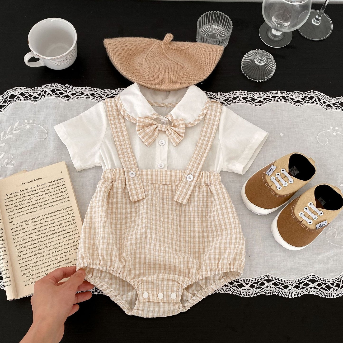 Bodys Sommer Baby und Kinder einteilige Kleidung Puppen hals kurz ärmel ige karierte elastische Bund Dreieck einteiligen Stram pler