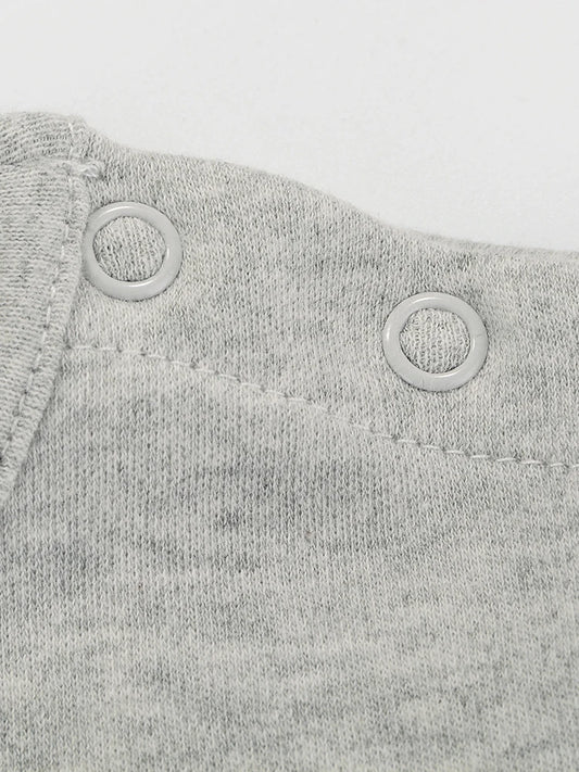 3 stücke zufälliger Dreiecks overall für Frühling und Herbst, Baby-und Kleinkind overall, einteiliges Jumpsuit-Kinder zubehör.