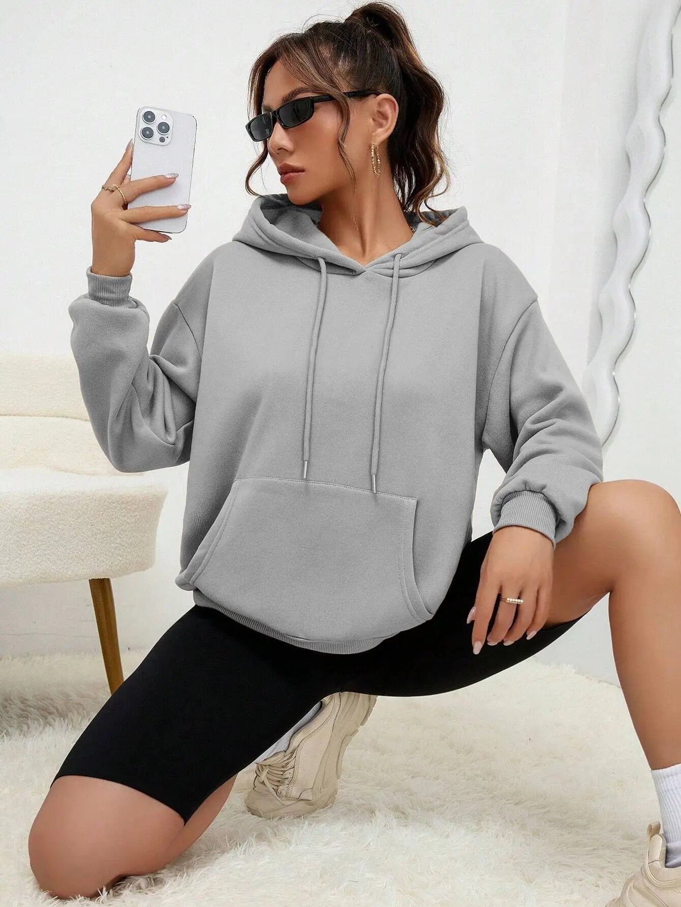 Einfarbiger Hoody für weibliche Herbst modische Kleidung lässige Fleece Tasche Hoodies mehrfarbige Unisex Frauen Streetwear