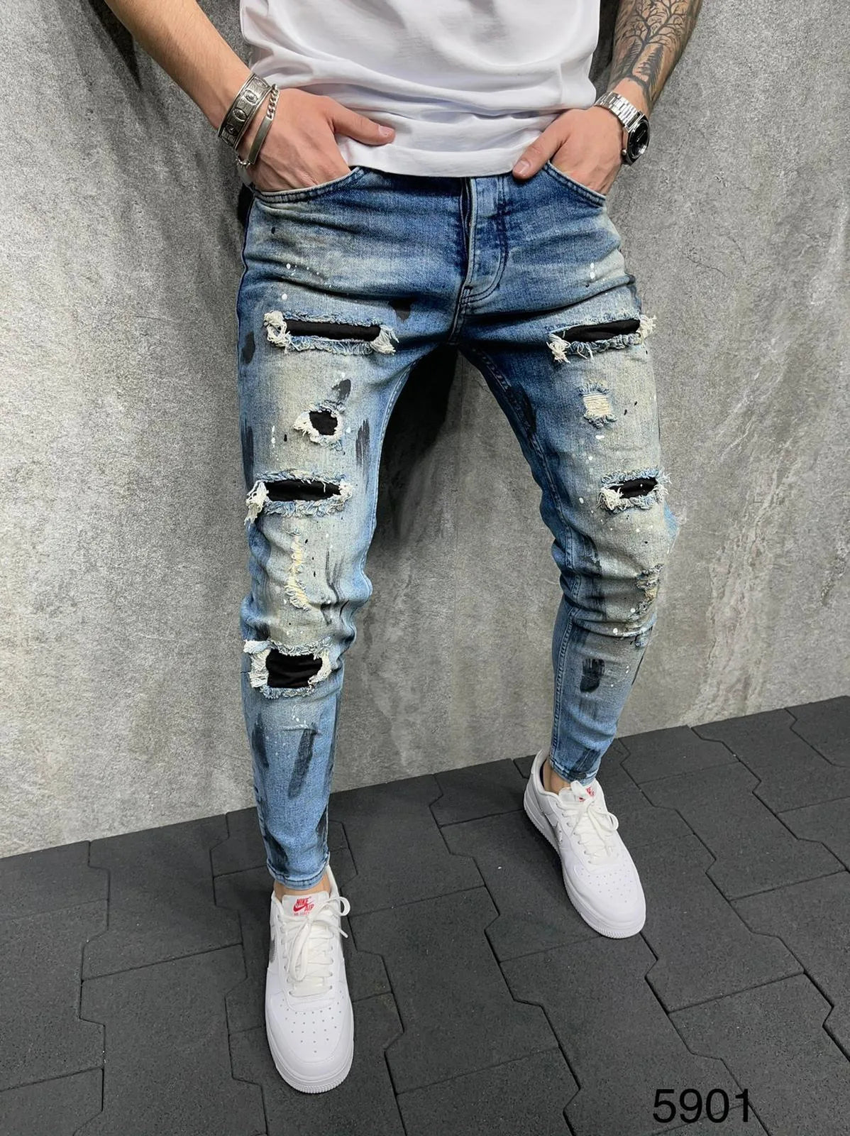 Slim-Fit-Jeans mit zerrissener Knöchelhose für Herren, bemalte Jeans