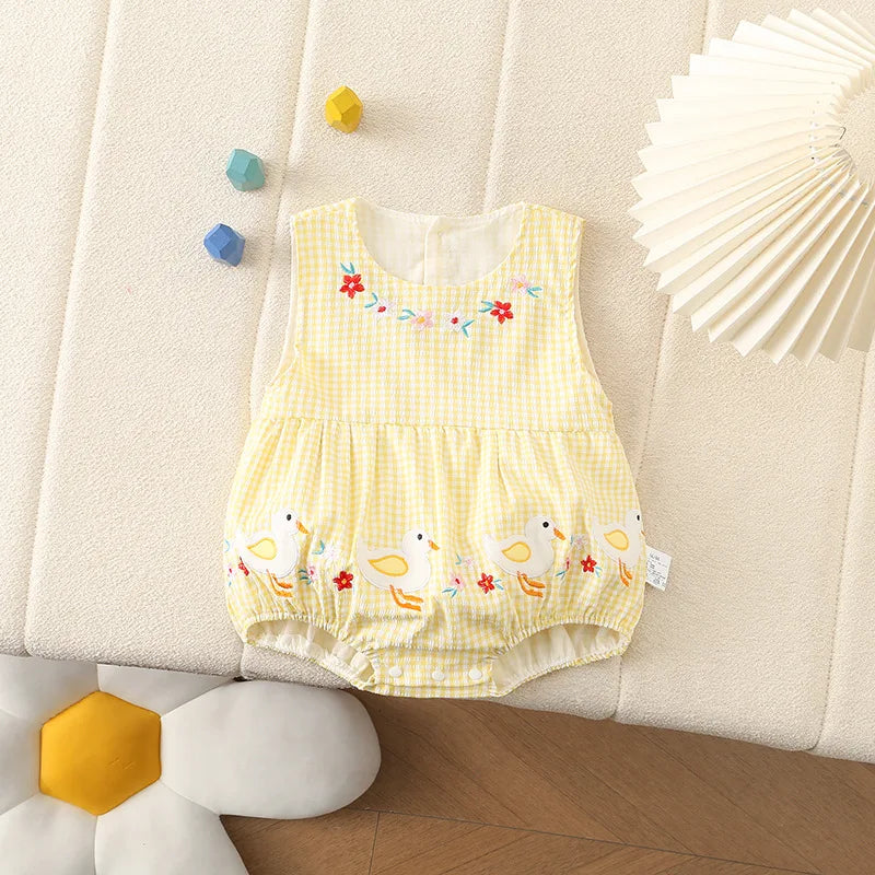 0–2 Jahre Neugeborene Kinder, bezaubernder Baby-Mädchen-Strampler aus Baumwollgaze, gelb kariert, bezauberndes besticktes Enten-Design – weich und süß