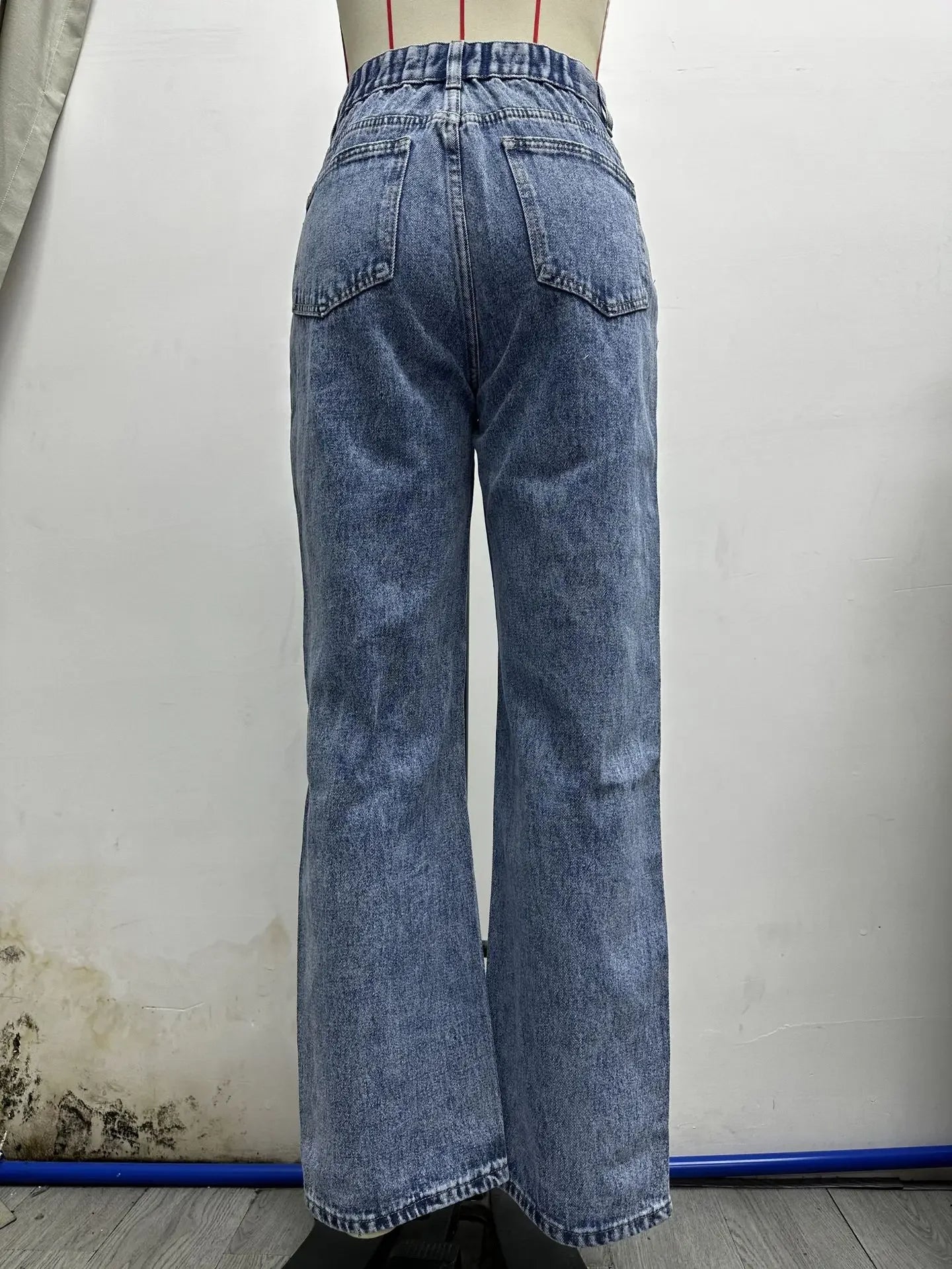 Women's High Waist Loose Comfortable Slimming Fashionable Straight Leg Casual Long Jeans Durable Quality from Mainland China.