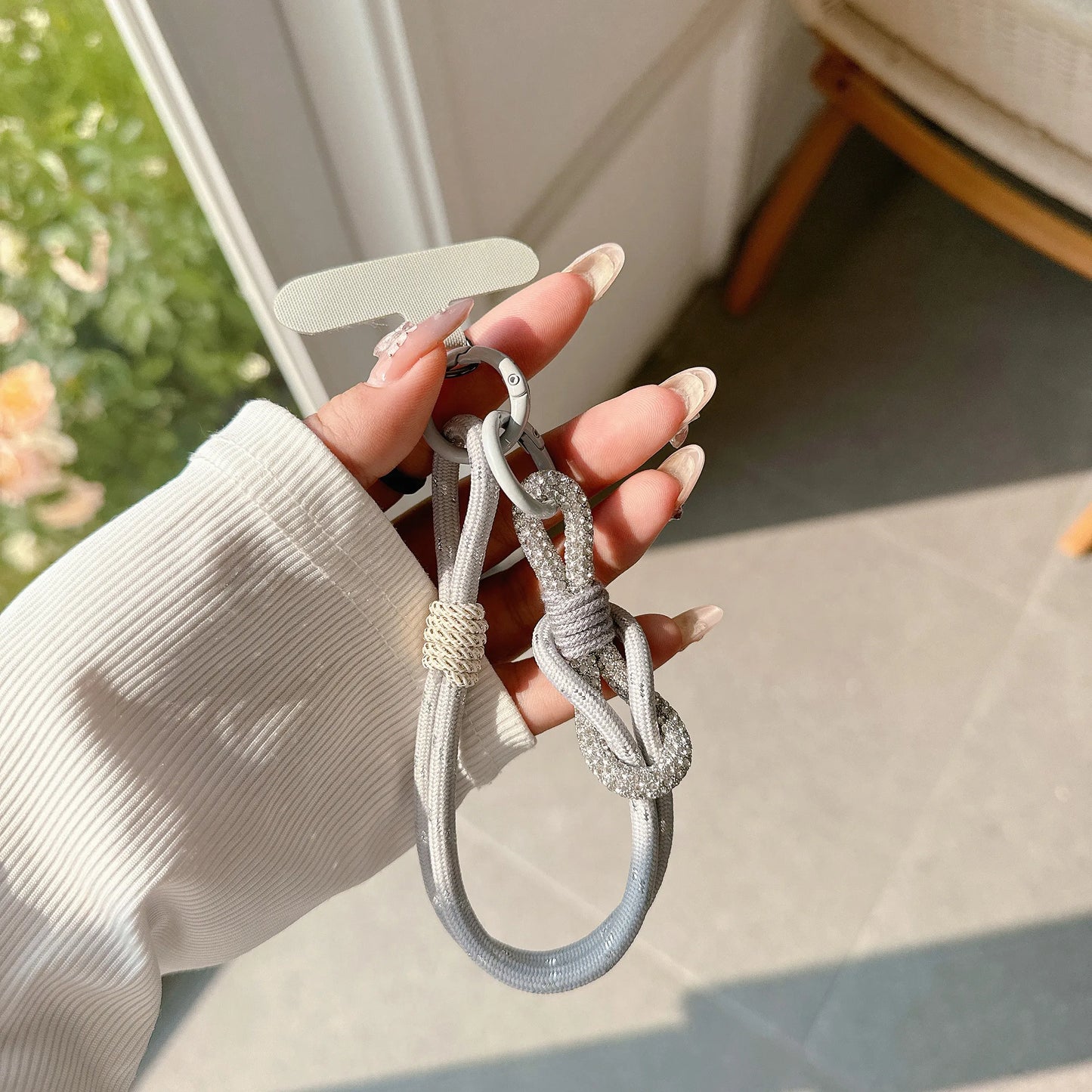 Rhinestone Short Strap Cell Phone Detachable Rope Keychain Braided Mobile Phone Lanyard Hanging Chain Ring Cord Wrist Strap.