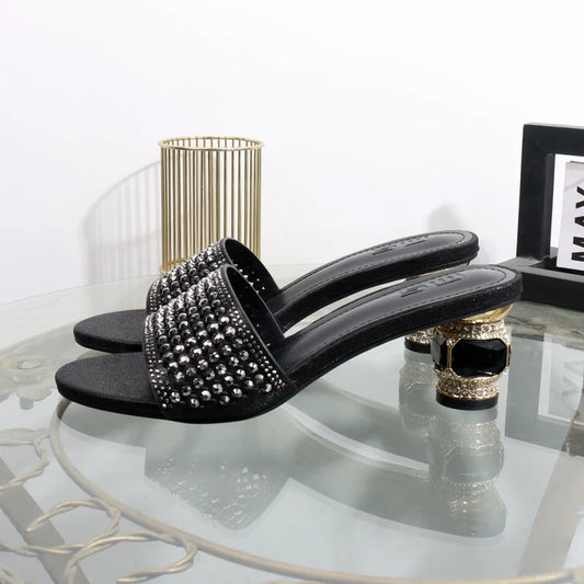 Golden heeles sandals new rhinestones in the summer 2025 thick heels lady slippers wearing banquet luxury elegant slippers.