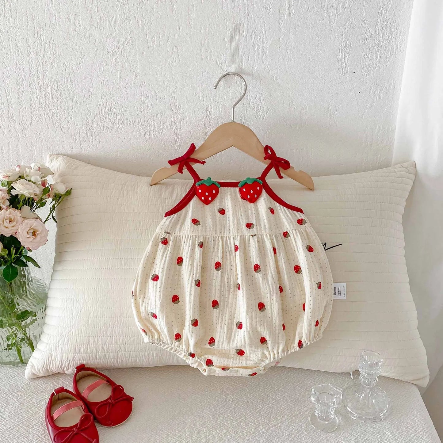 0-2Y Sommer Baby Mädchen Kleidung Erdbeere Druck Infant Mädchen Bodysuit Kleinkind Leibchen Ein Stück
