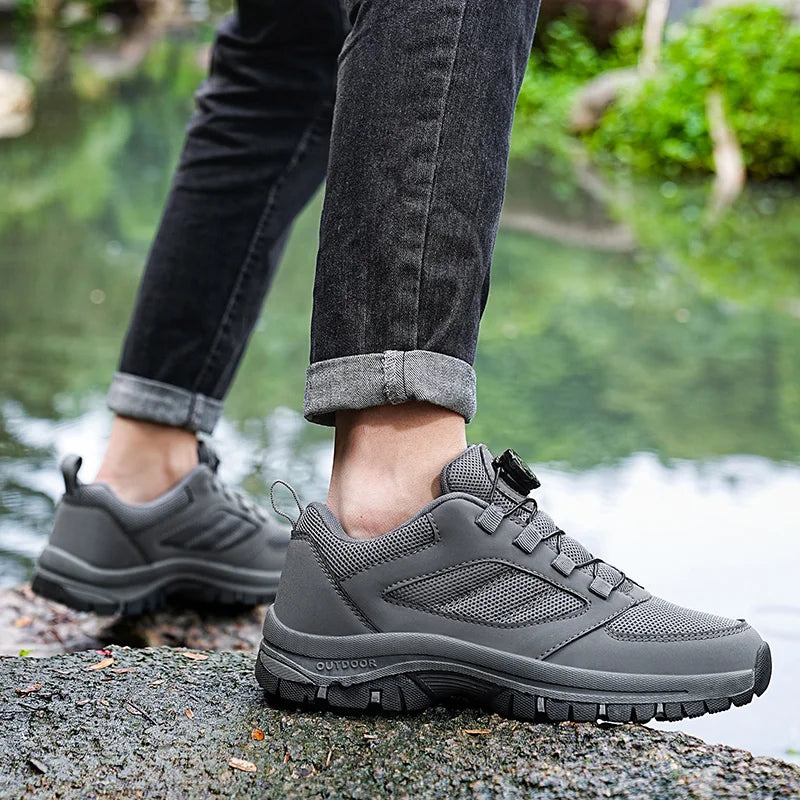 Männer Turnschuhe Stilvolle Rotierenden Schnalle Wanderschuhe Einfarbig Komfortable Nicht-slip Sportliche Schuhe Plus Größe Männer Schuhe Leder