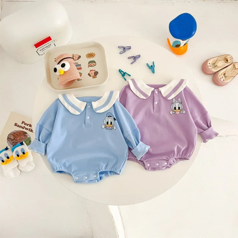 Neugeborenen Baby Strampler Socke Hut 3 stücke Set Cartoon Donald Daisy Ente Kleidung Jungen Mädchen Overall Infant Kurzarm Body k732