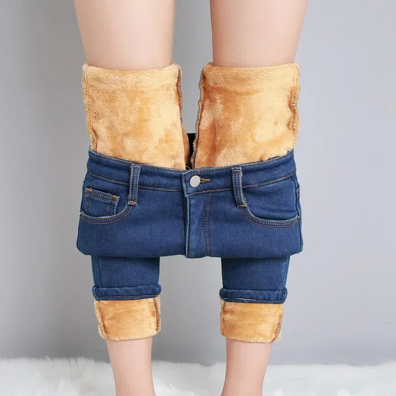 Frauen Thermische Dünne Jeans Mom Winter Warme Plüsch Stretch Jeans Dame Fleece Schnee Denim Hosen Student Bleistift Gerade Bein Hosen