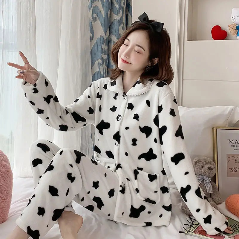 New Women's Autumn and Winter Warm Pyjamas Homewear Suit Coral Velvet Pajamas Girls Padded Thickened Sweet Flannel Homewear.