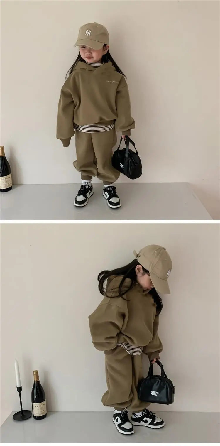 Winter neue Kinder Fleece Sweatshirt 2 stücke Set Langarm Kleinkind Outfits Baby warme Sport hose Anzug Jungen Mädchen Kleidung Set
