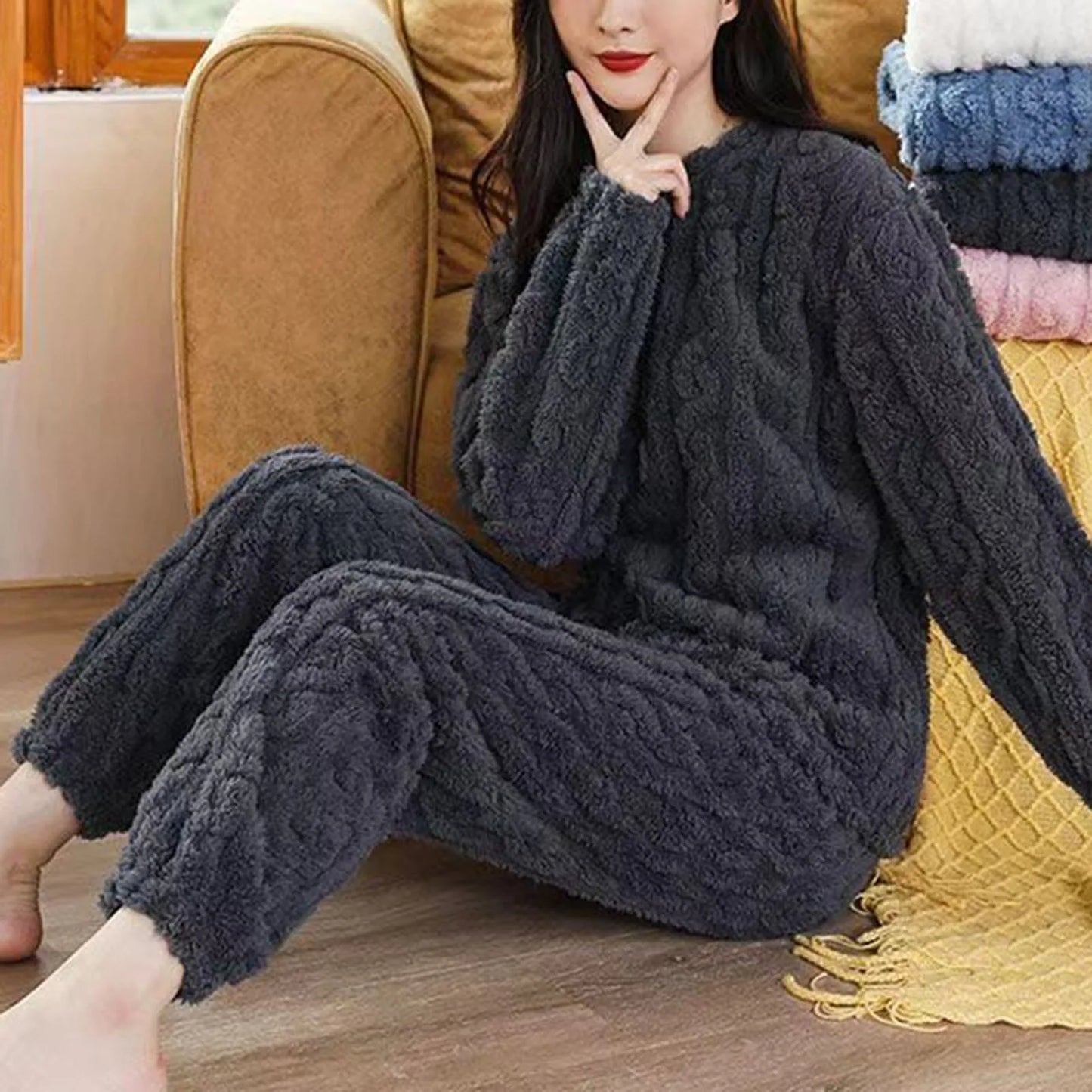 Winter-Pyjama-Set, stilvolles Winter-Pyjama-Set für Damen, warmer Plüsch, 2-teilige Nachtwäsche, bequeme Pullover-Hose für den Herbst