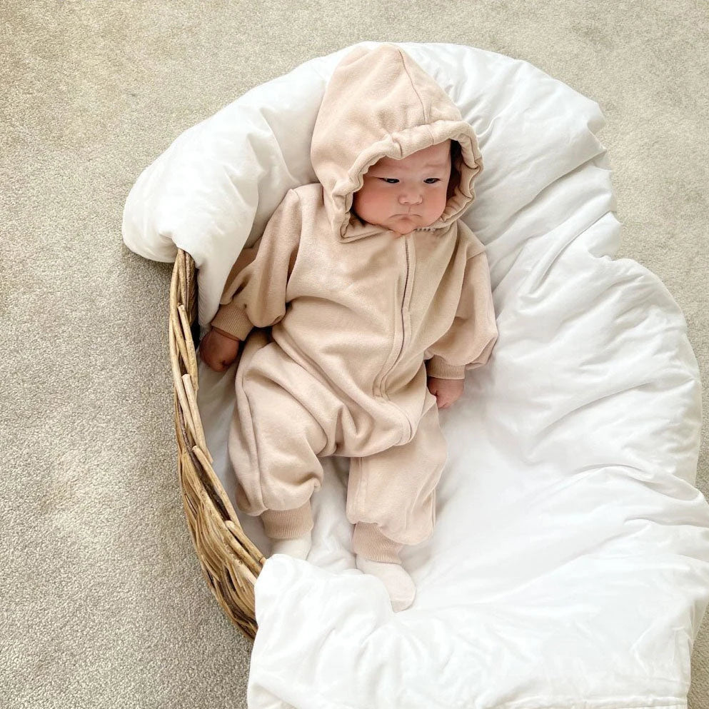 2024 Baby Kapuze Reiß verschluss Bodysuit Neugeborene Jungen und Mädchen Bergsteiger Anzug einfarbig Bodysuit Long Fit Sport Kletter anzug