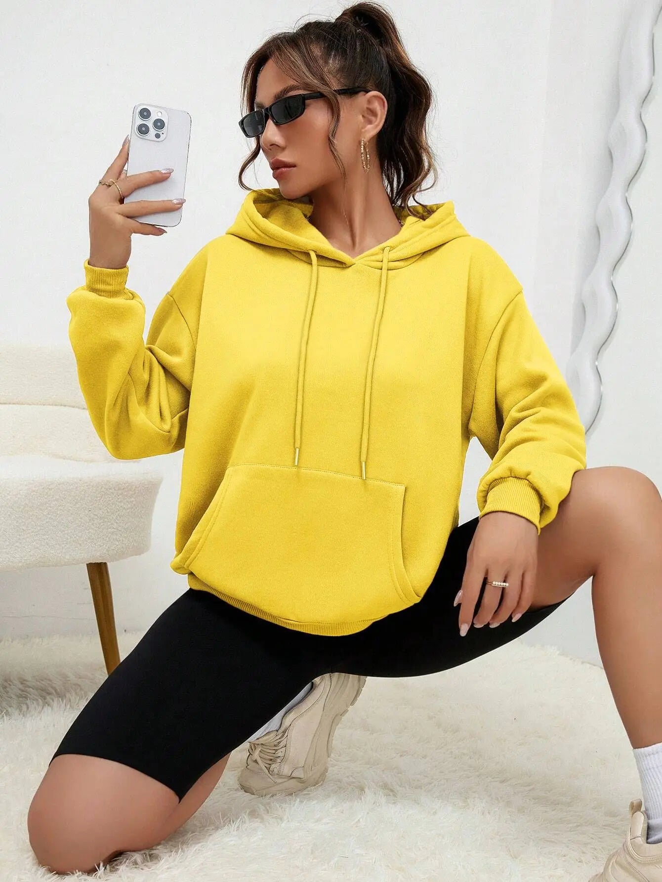 Einfarbiger Hoody für weibliche Herbst modische Kleidung lässige Fleece Tasche Hoodies mehrfarbige Unisex Frauen Streetwear