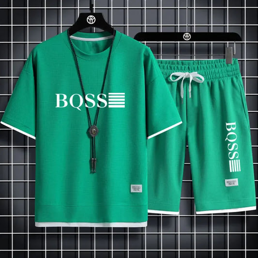 Men's summer new crew neck short-sleeved T-shirt + shorts two sets outdoor fashion hiking jogging breathable casual T-shirt set.