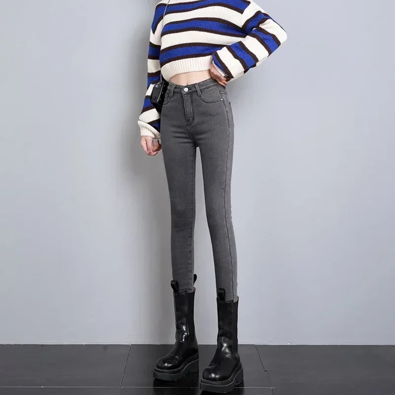 Frauen Thermische Dünne Jeans Mom Winter Warme Plüsch Stretch Jeans Dame Fleece Schnee Denim Hosen Student Bleistift Gerade Bein Hosen