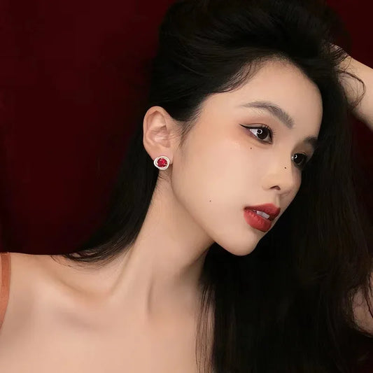 Uorich Light Luxury French Retro Inlay Burgundy Zircon Studs Earring for Women Design Not Easy To Fade Ear Studs Jewelry Gifts.