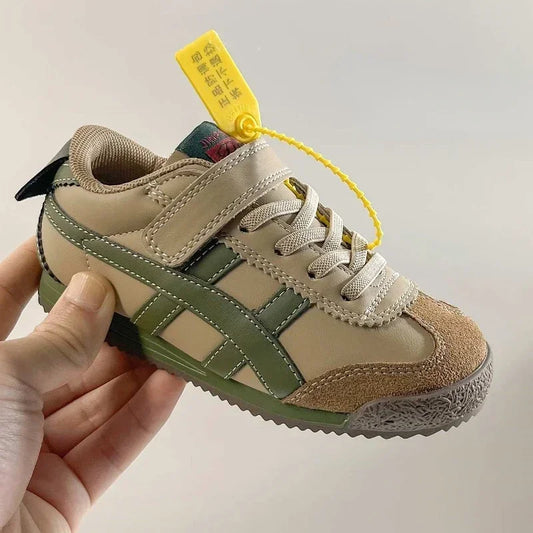 Children's Sneakers Boys Lightweight Breathable Sport Running Shoes Girls Soft Bottom Casual Shoes Student Shoes.