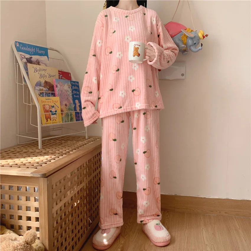 Winter-Damen-Pyjama-Homewear-Anzug, neues warmes Set aus Korallen-Fleece für Herbst und Winter, bequemer warmer Pyjama-Homewear-Anzug