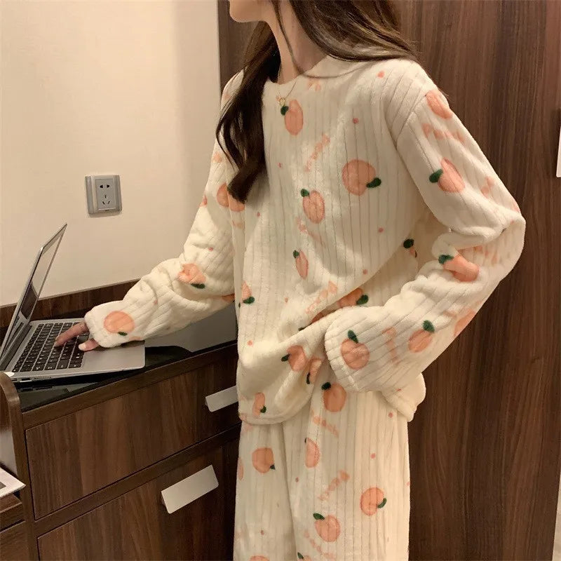 Winter-Damen-Pyjama-Homewear-Anzug, neues warmes Set aus Korallen-Fleece für Herbst und Winter, bequemer warmer Pyjama-Homewear-Anzug