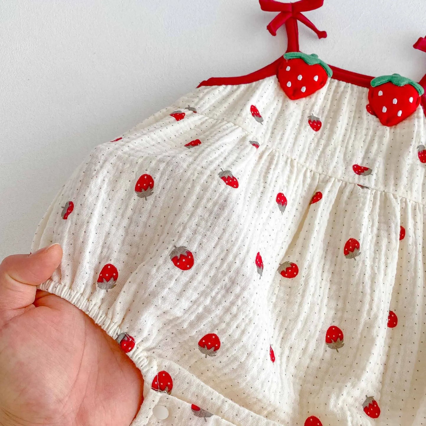 0-2Y Sommer Baby Mädchen Kleidung Erdbeere Druck Infant Mädchen Bodysuit Kleinkind Leibchen Ein Stück