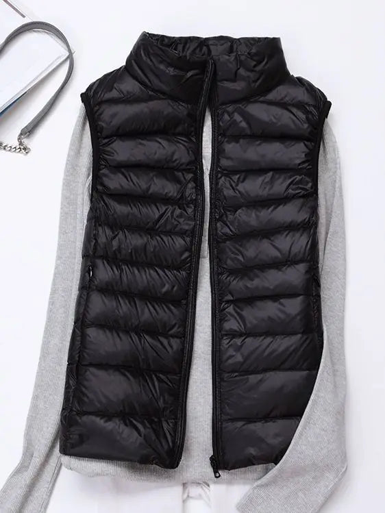 0-10 ℃ Frauen Westen Herbst Winter Ultra Licht Ente Unten Weste Weibliche Dünne Ärmellose Jacke Winddicht Warme Puffer Weste 4XL