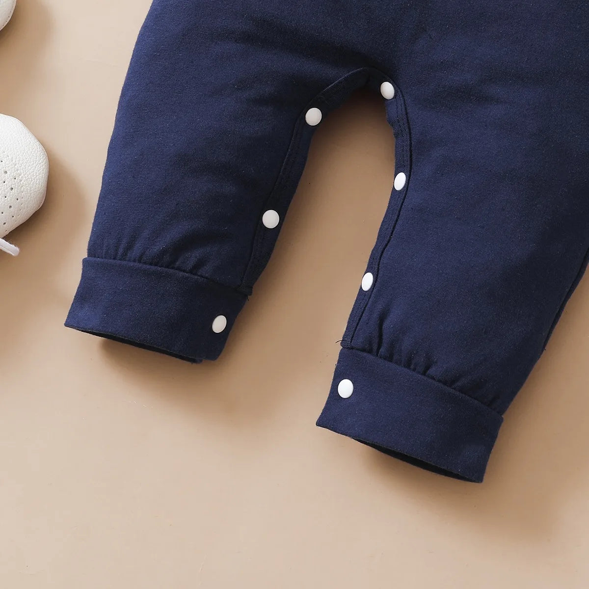 0-12 Monate Neugeborene Baby Bodysuit Kleinkind Baby Stram pler lange Ärmel Brief druck Overall Hut Mode niedlichen Stil tägliche Kleidung