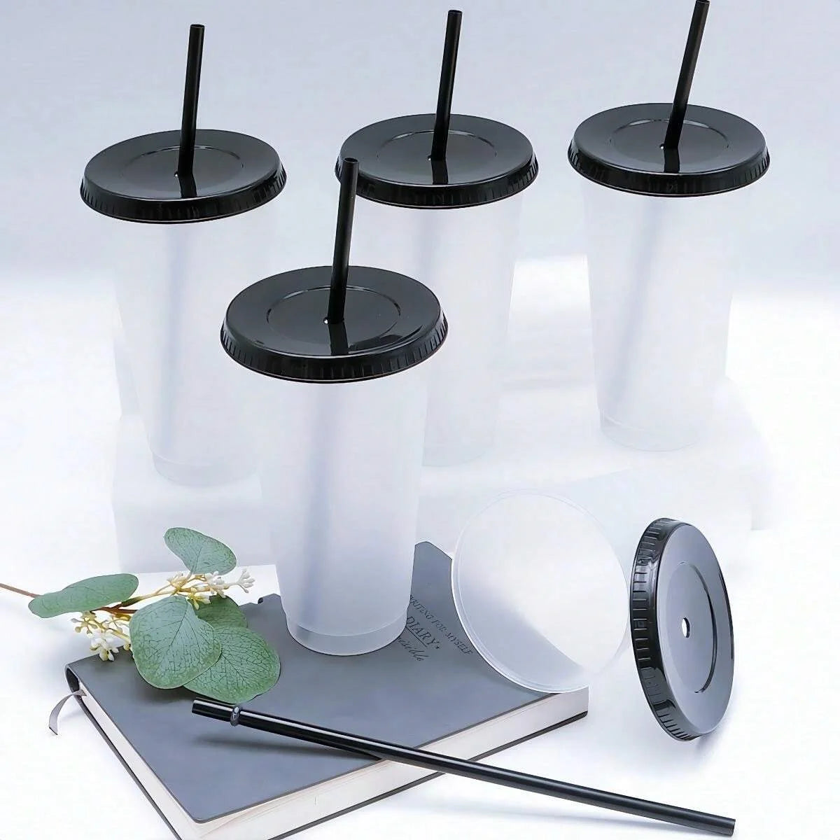 5pcs 24oz Transparent Reusable Tumblers With Black Lids and Straws Iced Coffee Water Bottle Cold Smoothie Cups For Parties Drink.