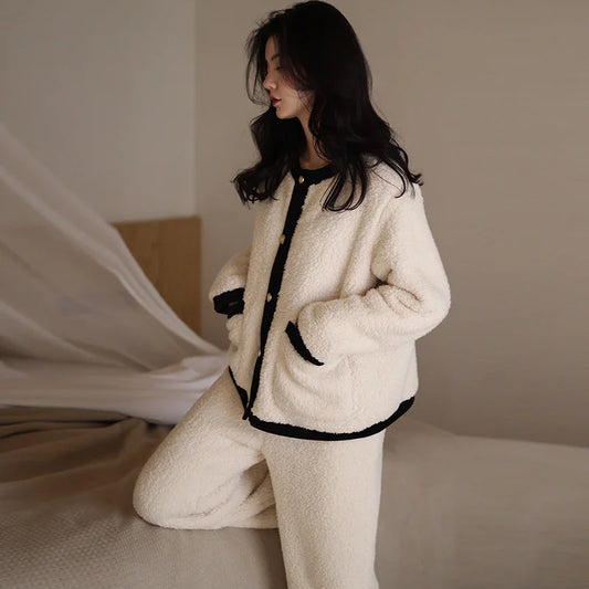 Winter Women Warm Fashion Pajama Sets Sweet Elegant French Style Girlish Leisure Thicken Flannel Comfort Pajamas.