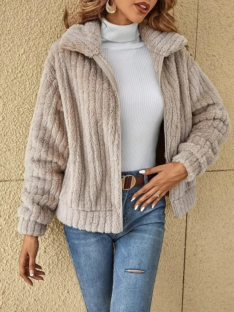 2025, Herbst und Winter, neue Mode, Damenpullover, Mäntel, Übergröße, Fleece-Strickjacke, kurzer Kragen, Tops, Damenbekleidung