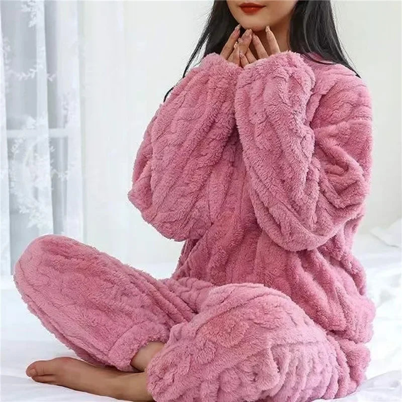 Warmes Pyjama-Set aus weichem Korallensamt-Jacquard für Damen, gemütliche Loungewear-Oberbekleidung für den Winter, Weihnachten, Geschenk für den Schulanfang .