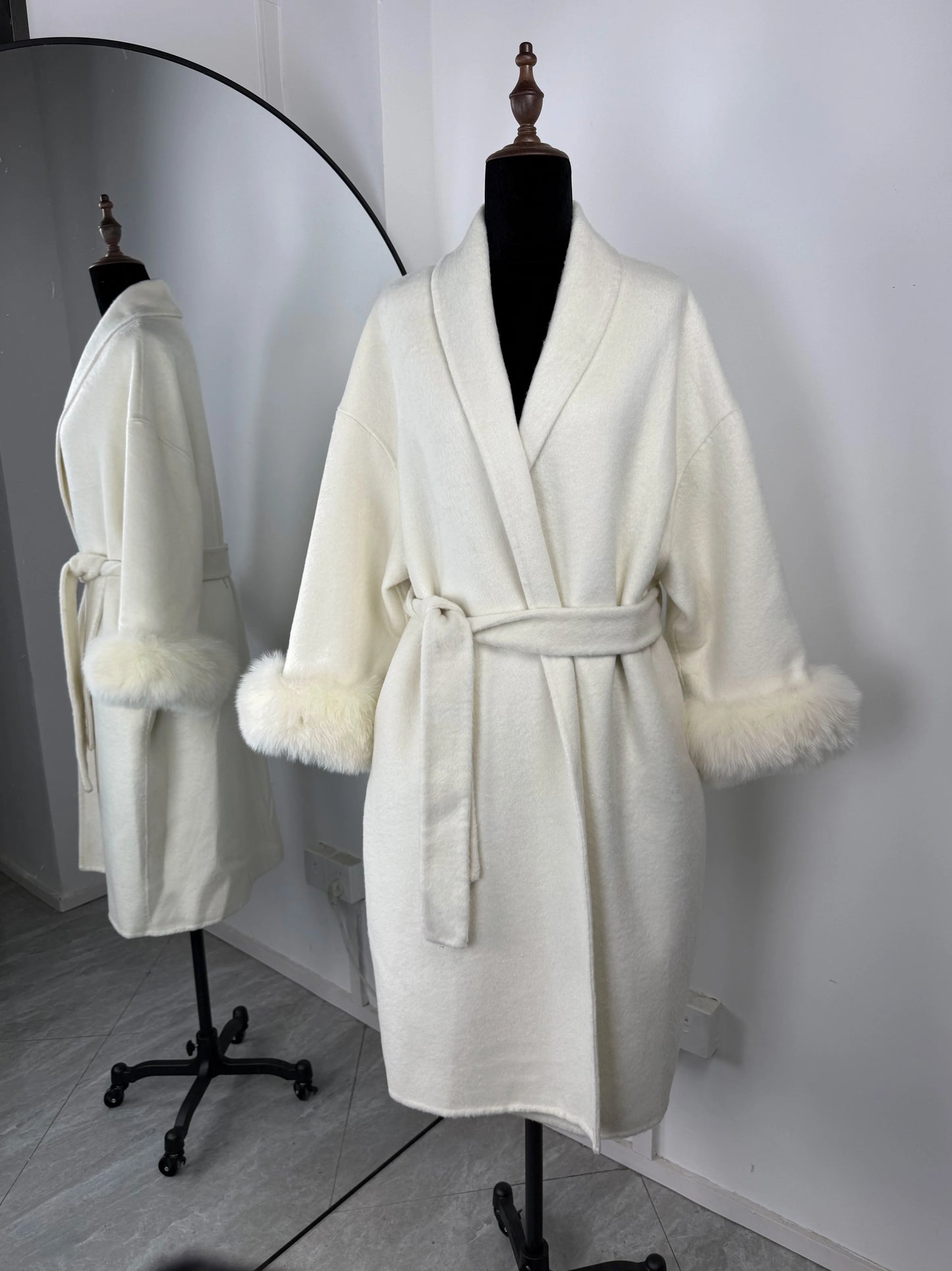 Tornova 2025, neuer Fuchspelz-Wollmantel für Damen, kurzer Mantel, Bürodame, abnehmbar, elegant, doppelseitiger Wollmantel, Strickjacke